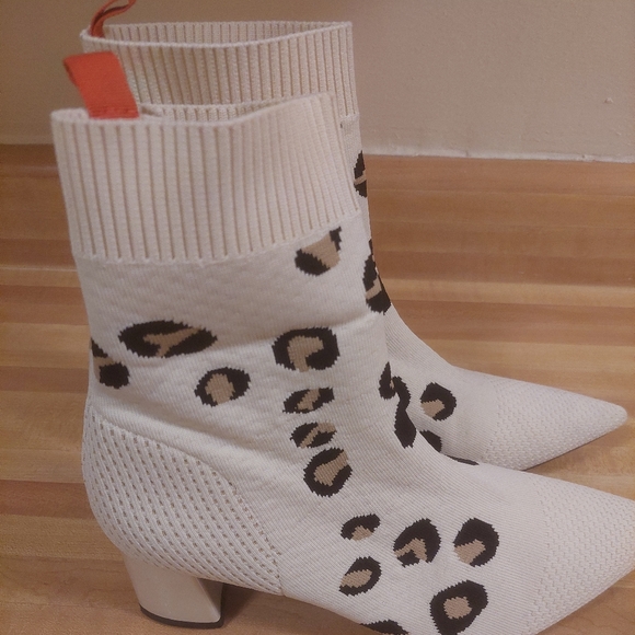 Sock Boots - Picture 4 of 5